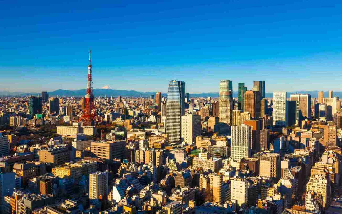 Vista de la ciudad de Tokio con Tokyo Tower